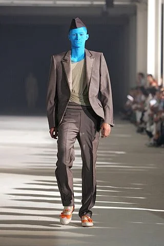 Look 10